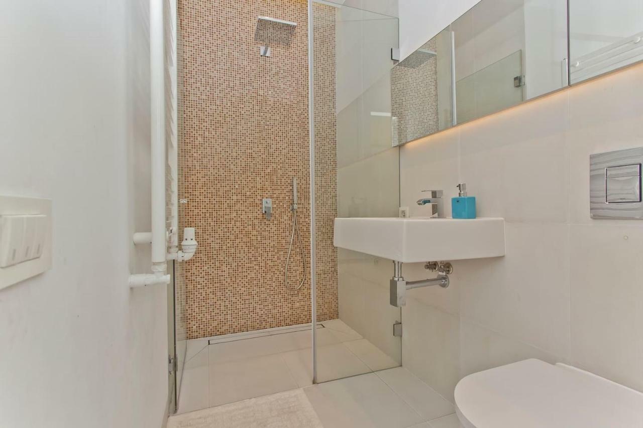 Luxury And Comfortable- Golden Apartments- Royal Street Warszawa Eksteriør bilde